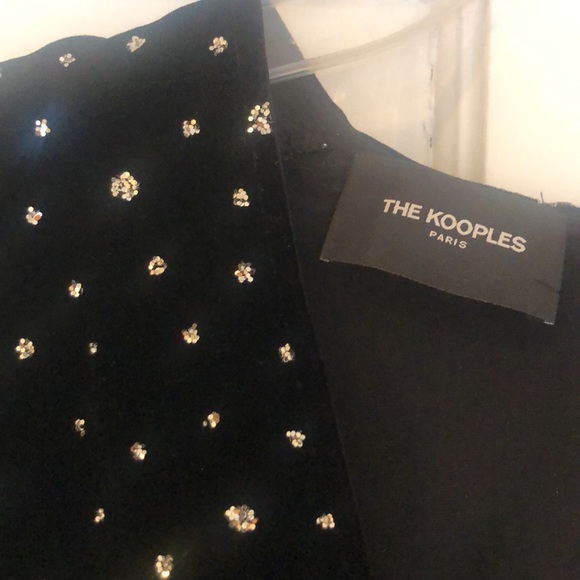 Top - Picture 2 of 3